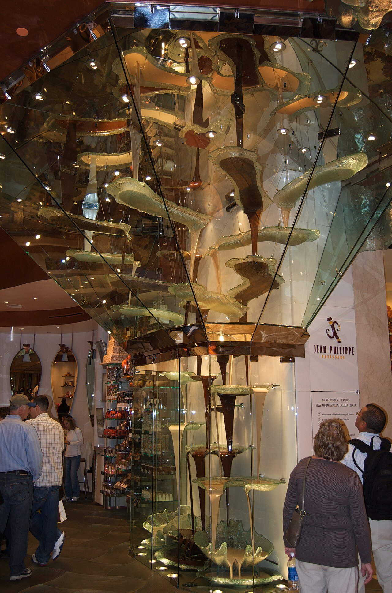 Jean Philippe chocolate fountain at Bellagio, photographed before later venue changes.