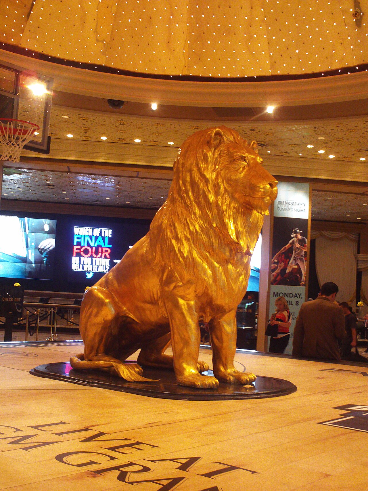 MGM Grand lobby lion, April 2013, with temporary Final Four decoration.