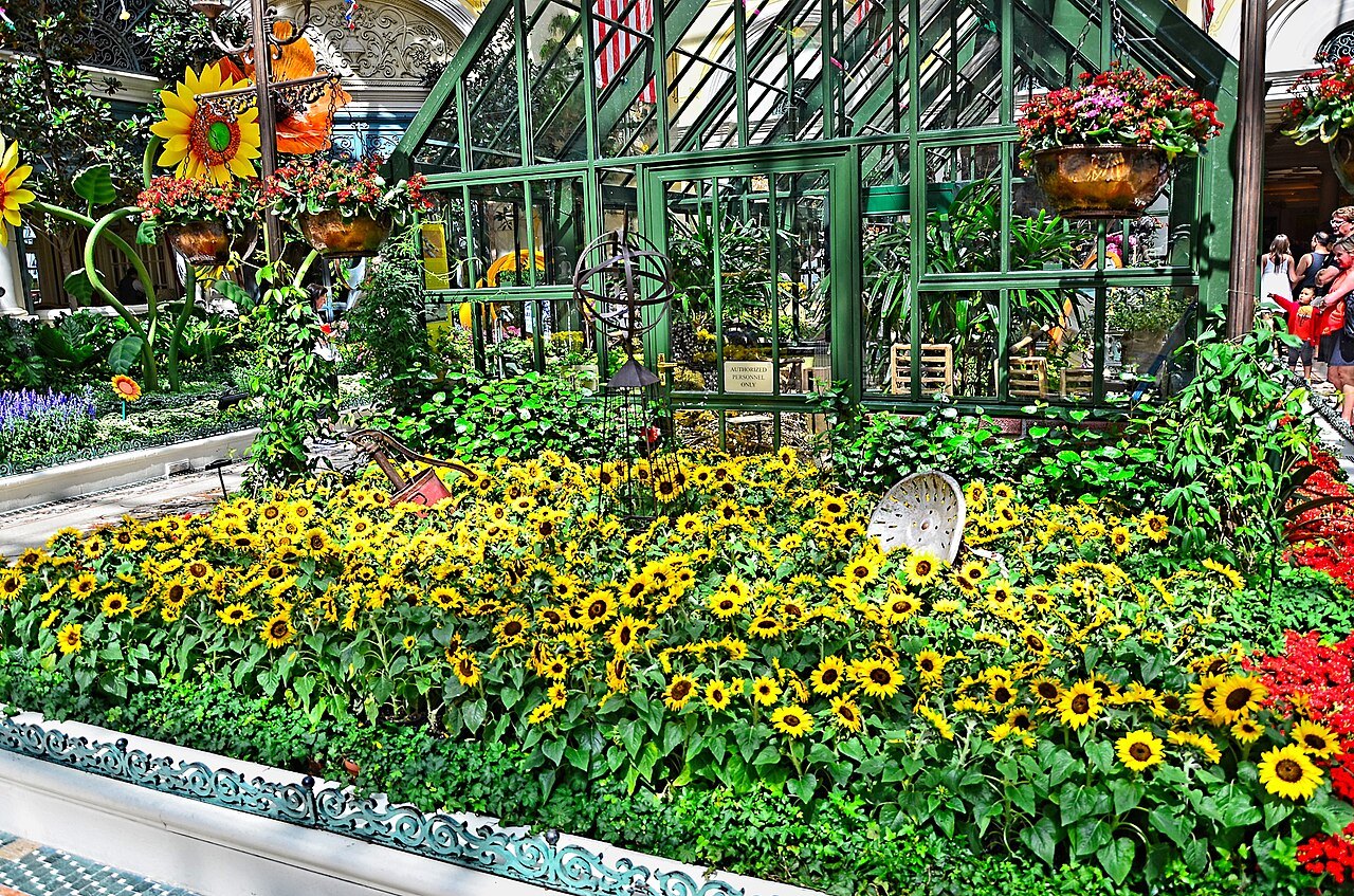 Photograph of The Conservatory and Botanical Gardens at Bellagio